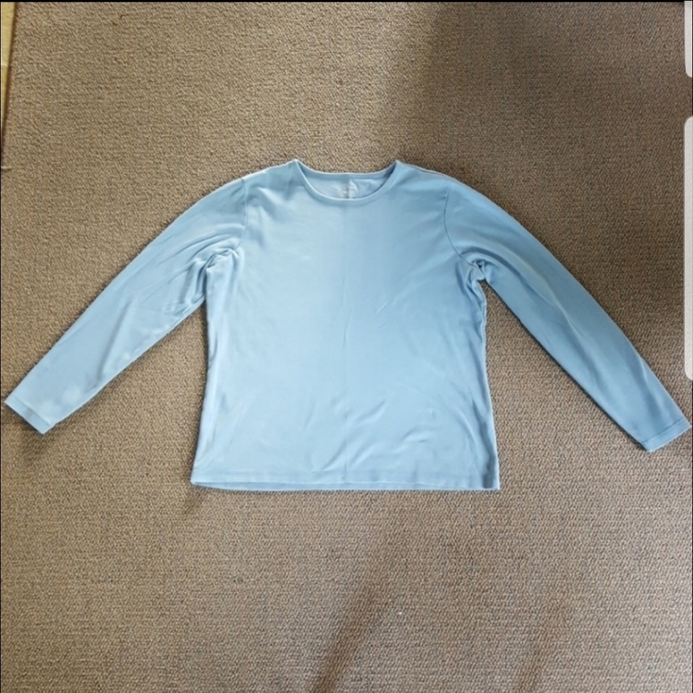 L.L. Bean Long Sleeve Light Blue Long Sleeve Tee